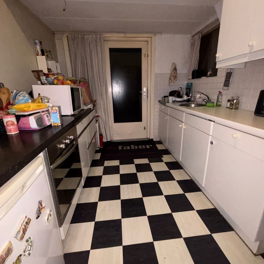 Spacious room